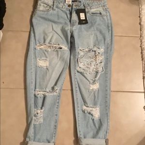 Light Distressed Boyfriend Jeans